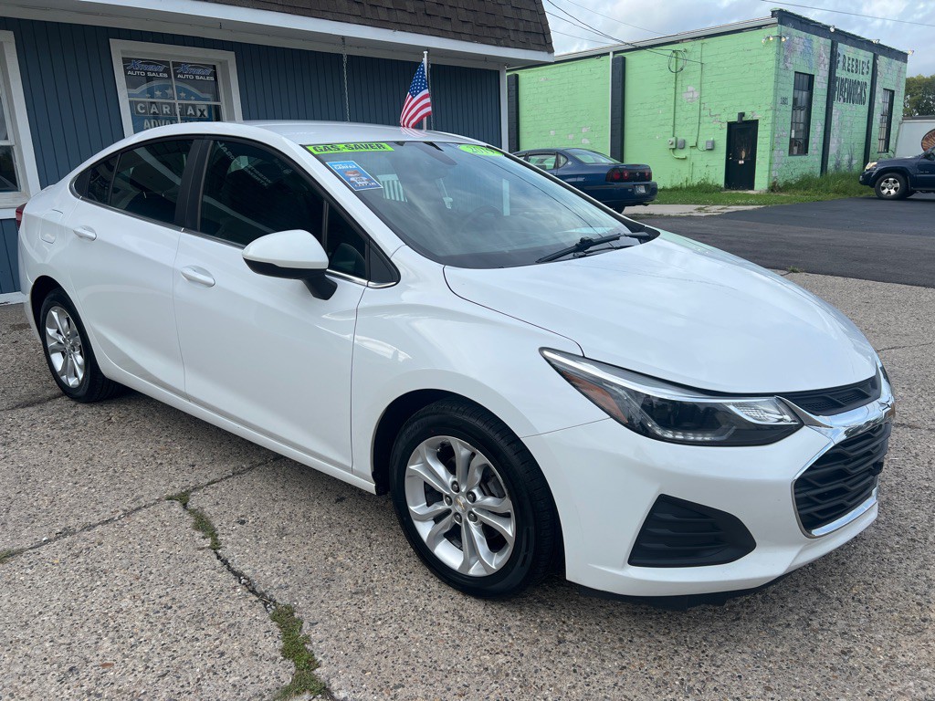 2019 Chevrolet Cruze Image 11