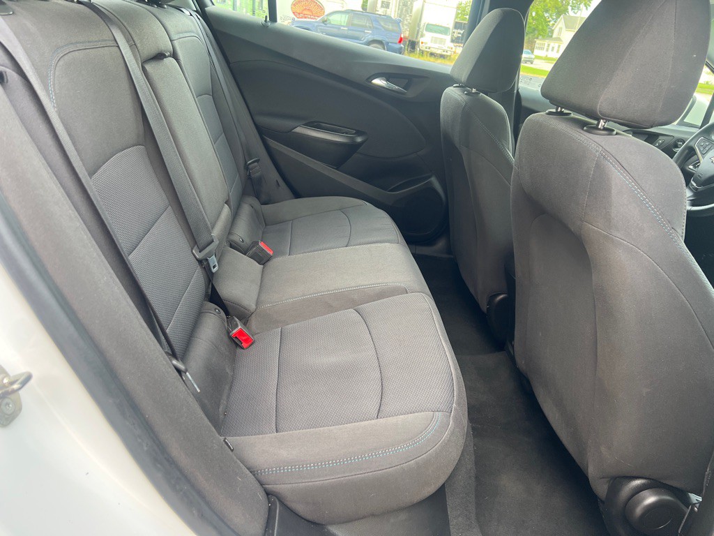 2019 Chevrolet Cruze Image 21