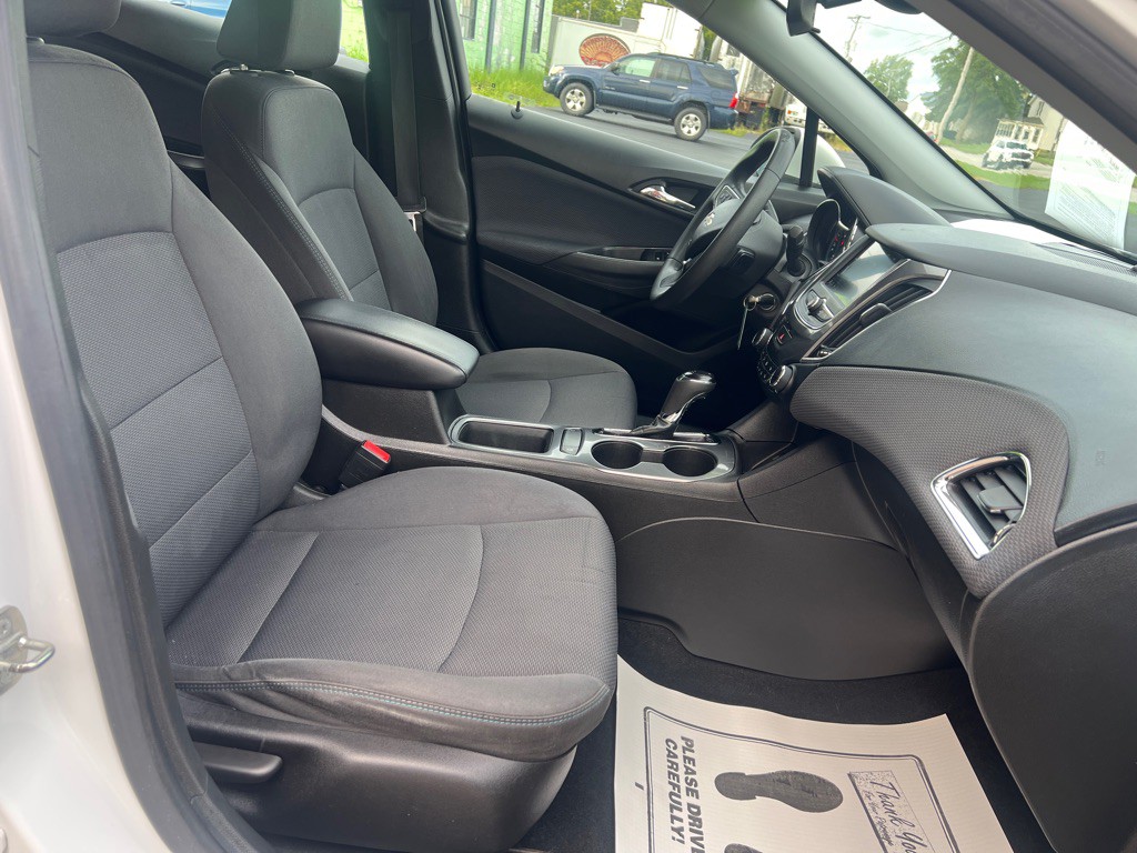 2019 Chevrolet Cruze Image 23
