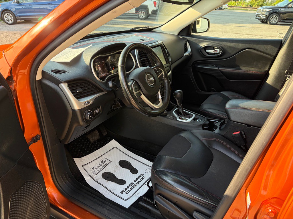 2015 Jeep Cherokee Image 12