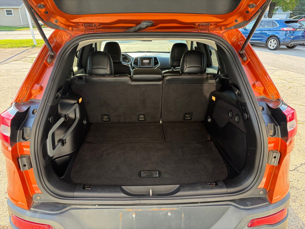 2015 Jeep Cherokee Image 16