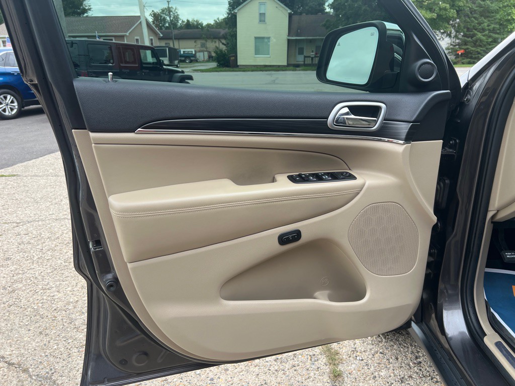 2019 Jeep Grand Cherokee Image 17
