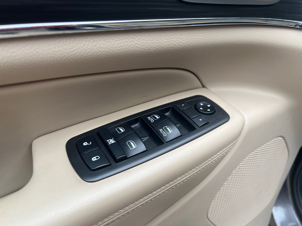2019 Jeep Grand Cherokee Image 32