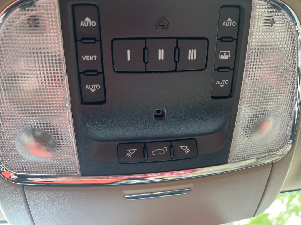 2019 Jeep Grand Cherokee Image 53