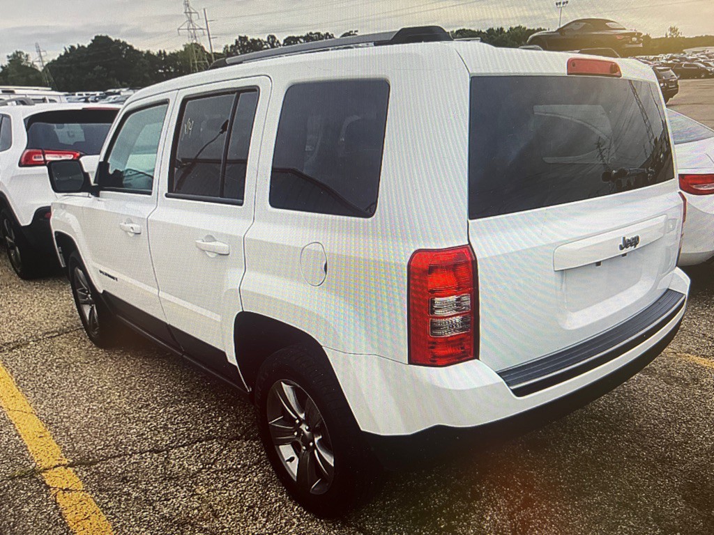 2017 Jeep Patriot Image 2