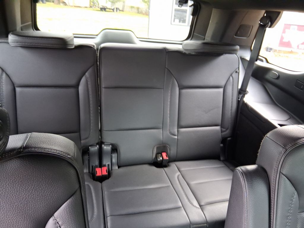 2022 GMC Yukon Image 7