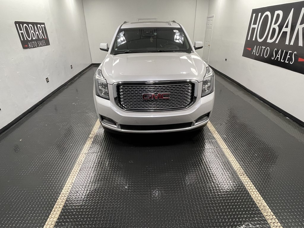 2016 GMC Yukon Image 2