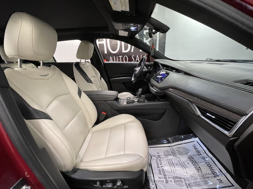 2019 Cadillac XT4 Image 10