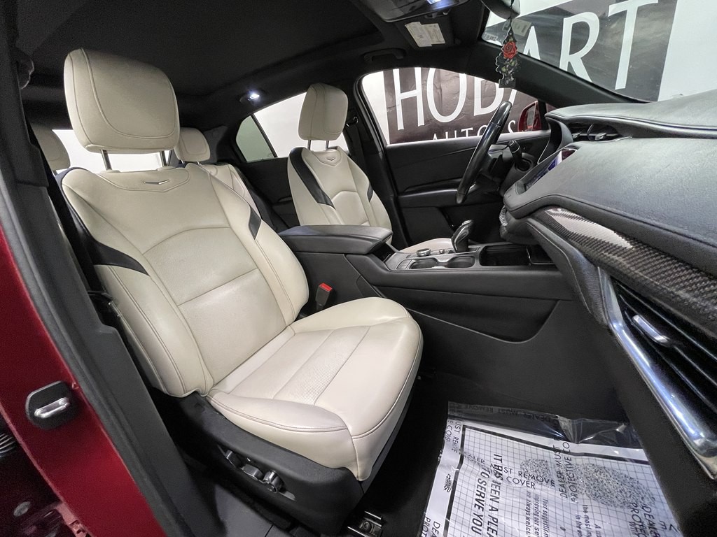 2019 Cadillac XT4 Image 12
