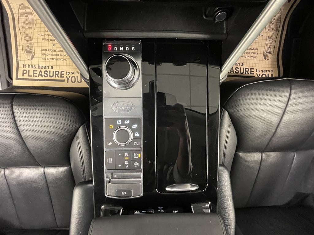 2018 Land Rover Discovery Image 22