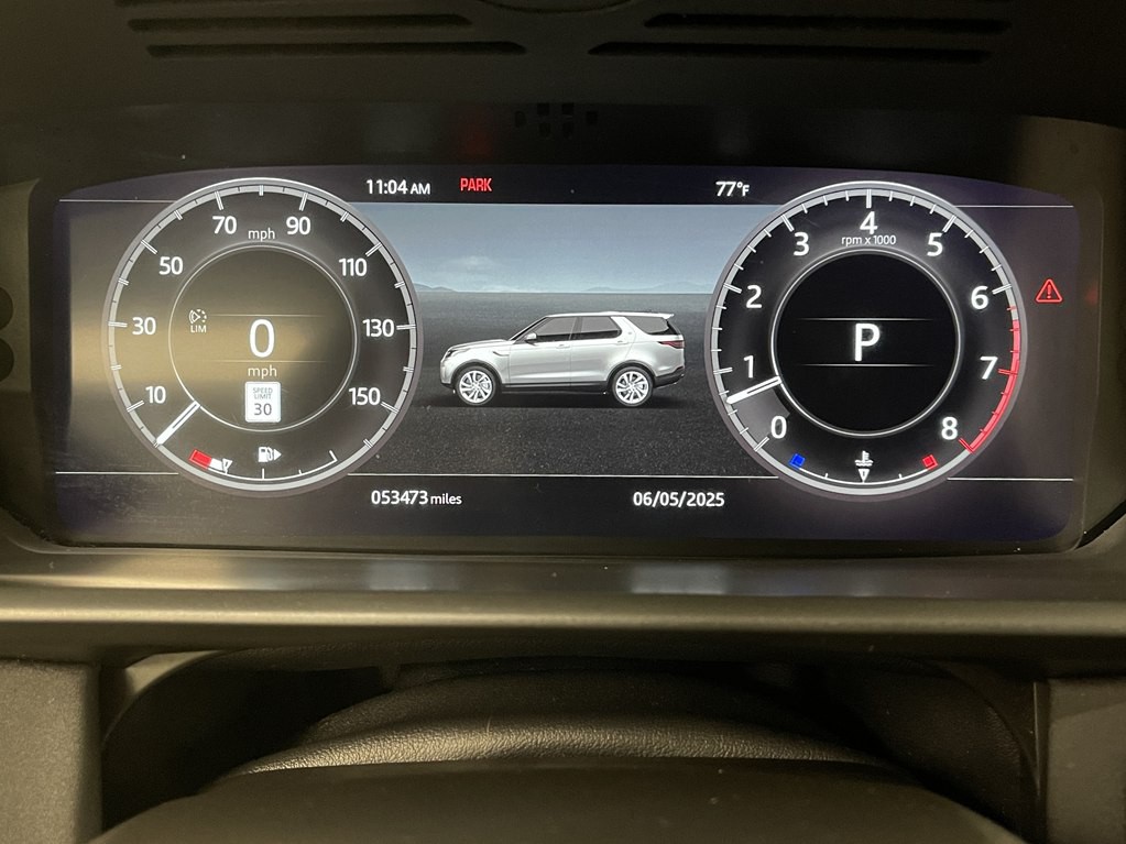 2018 Land Rover Discovery Image 24