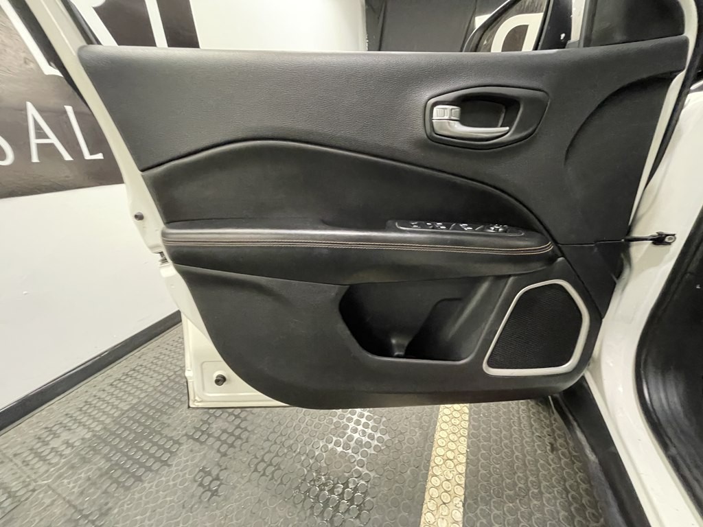 2021 Jeep Compass Image 7