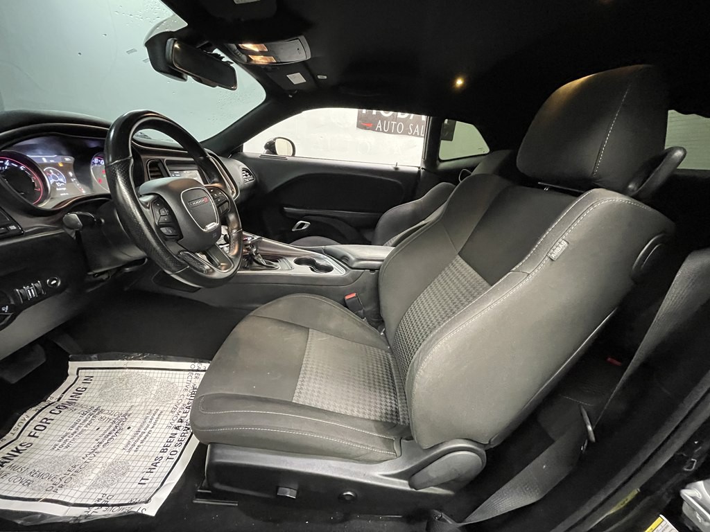 2020 Dodge Challenger Image 8