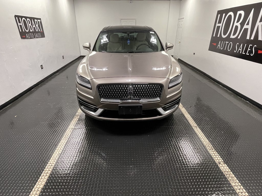 2020 Lincoln Nautilus Image 2