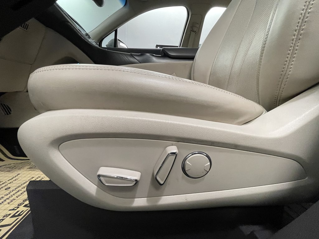 2020 Lincoln Nautilus Image 9