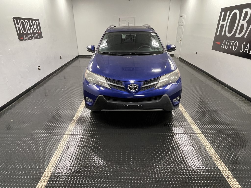 2015 Toyota Rav4 Image 2