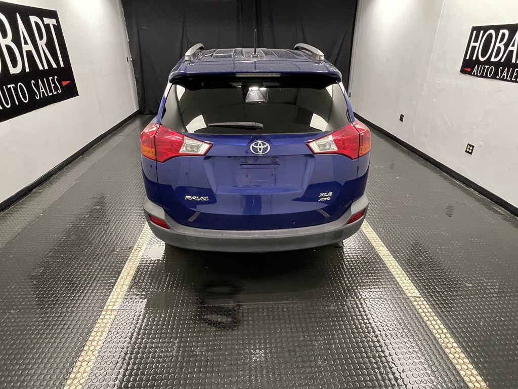 2015 Toyota Rav4 Image 5