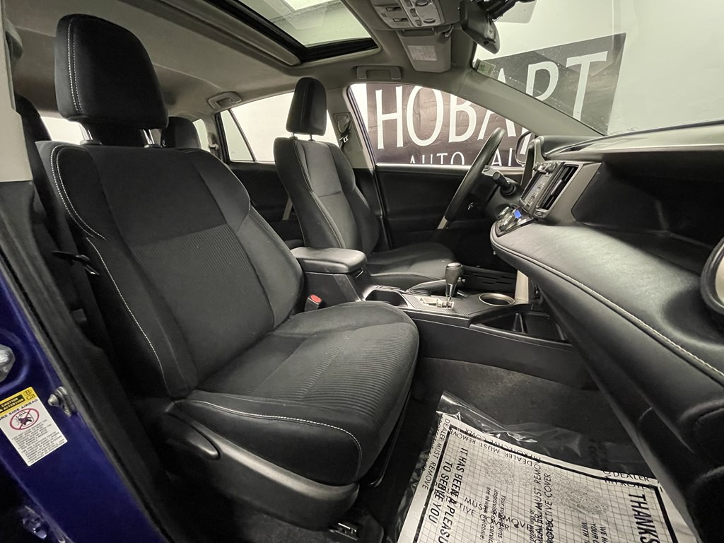 2015 Toyota Rav4 Image 11