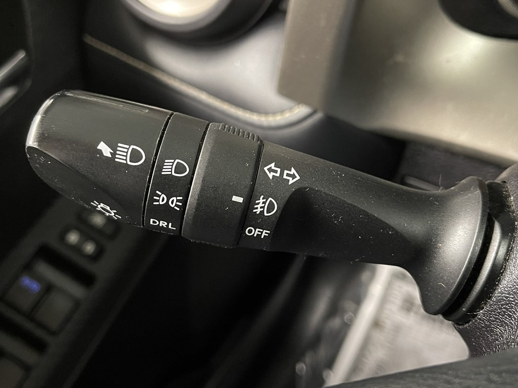 2015 Toyota Rav4 Image 25