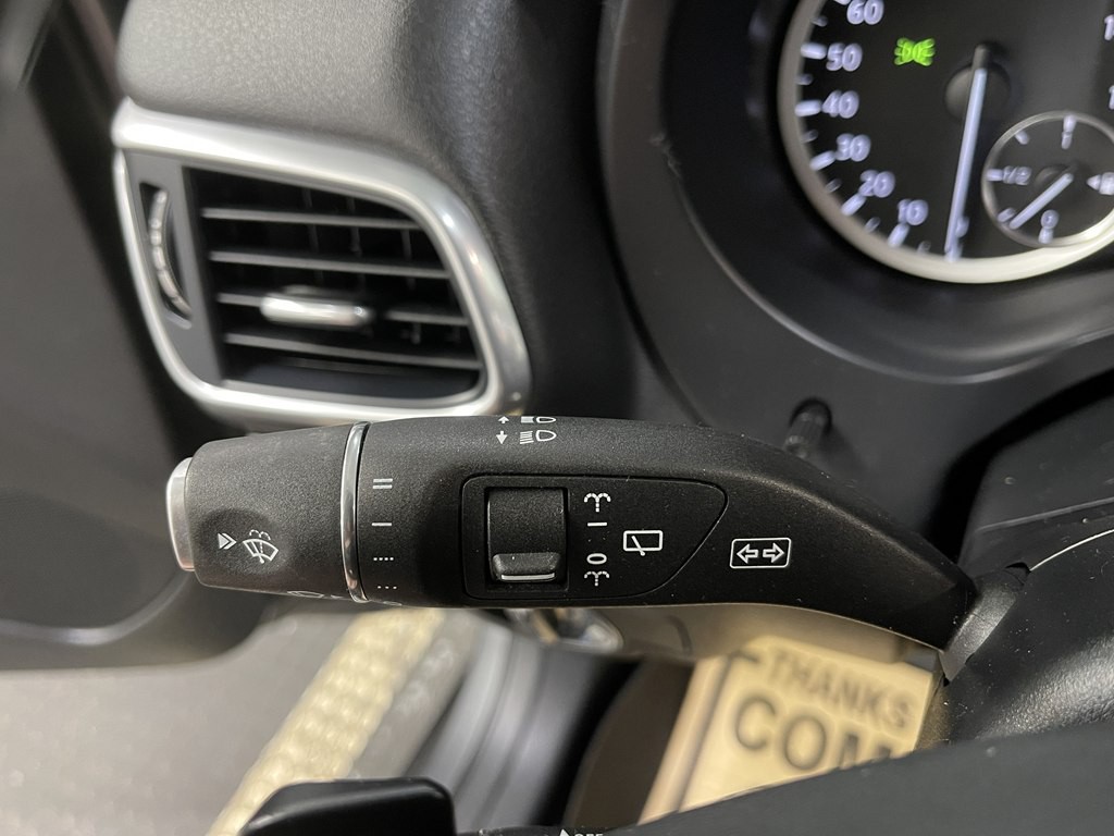 2017 INFINITI QX30 Image 27