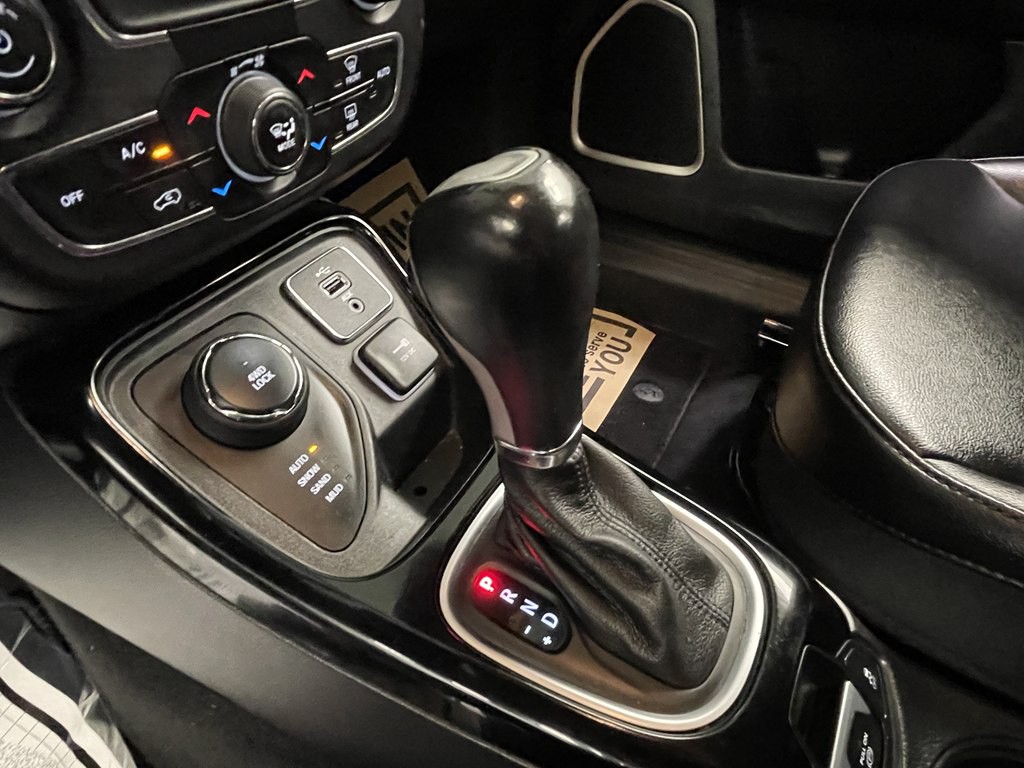 2018 Jeep Compass Image 22