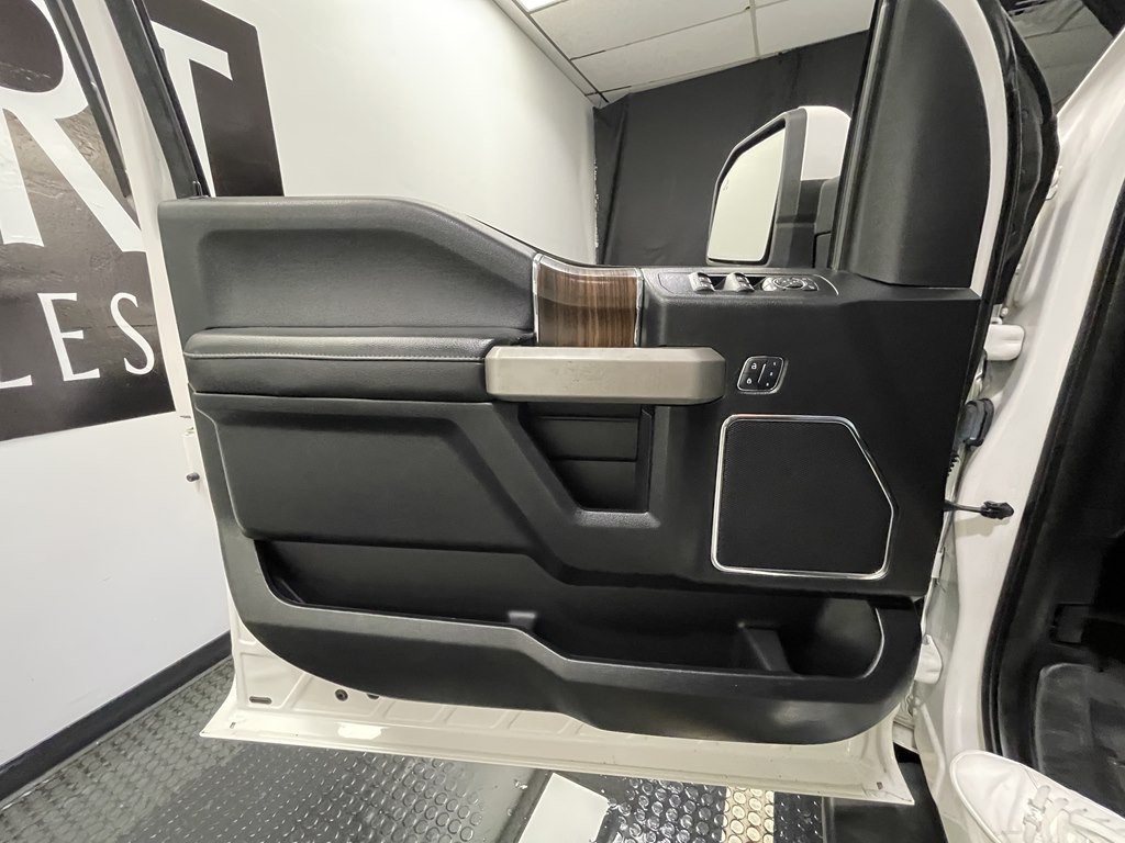 2017 Ford F-150 Image 7
