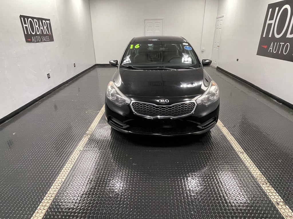2016 Kia Forte Image 2