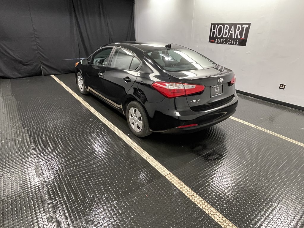 2016 Kia Forte Image 4
