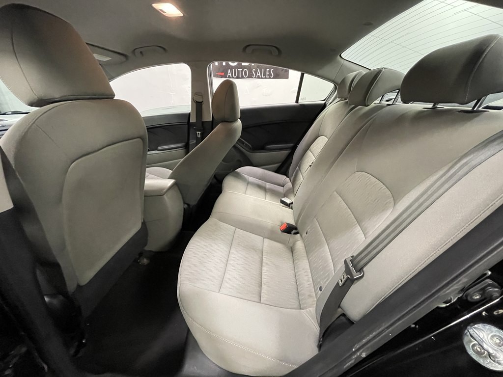 2016 Kia Forte Image 11