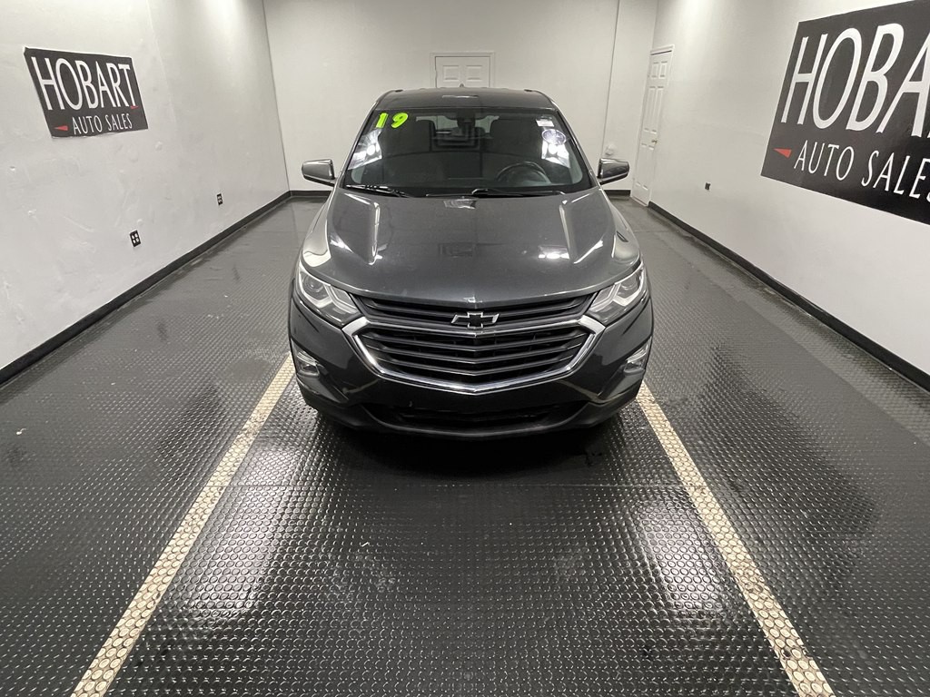 2019 Chevrolet Equinox Image 2