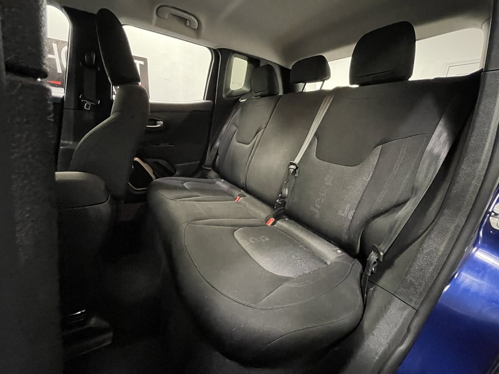 2017 Jeep Renegade Image 12