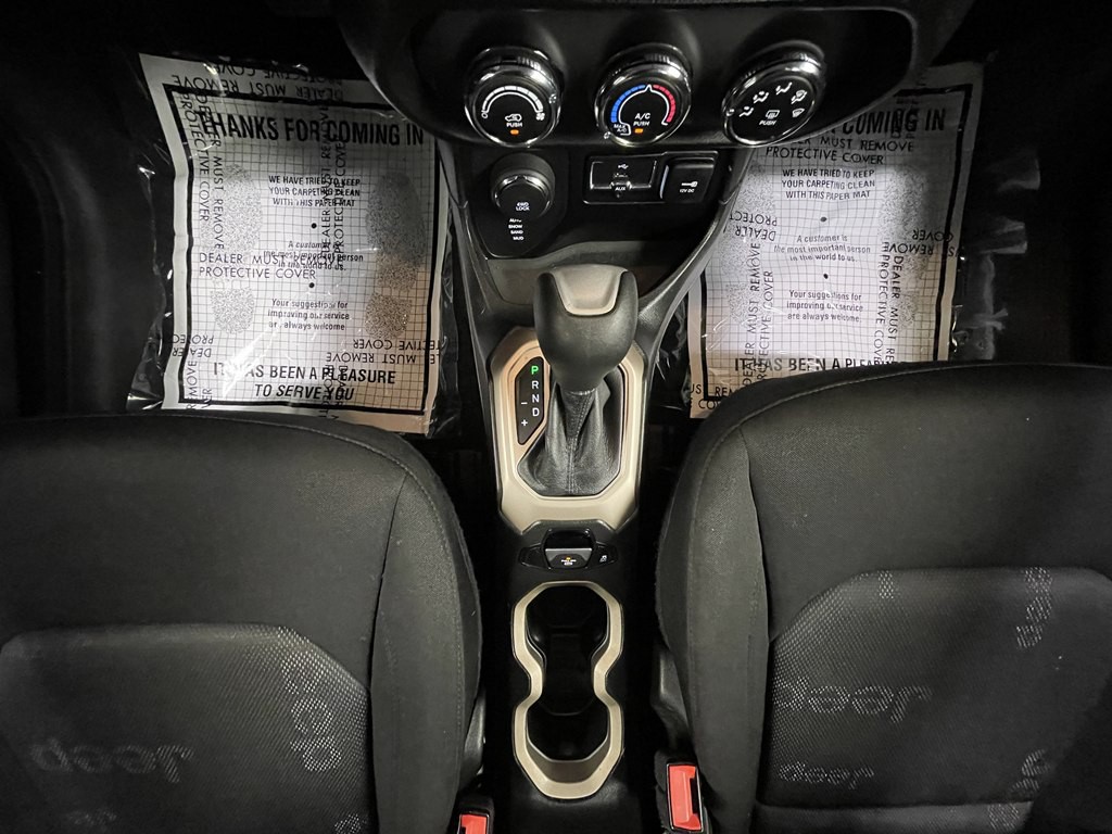 2017 Jeep Renegade Image 19