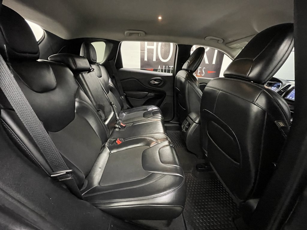 2020 Jeep Cherokee Image 13