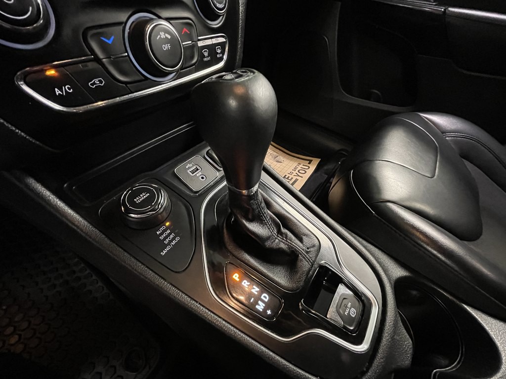 2020 Jeep Cherokee Image 19
