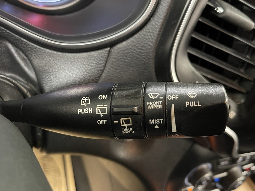 2020 Jeep Cherokee Image 24
