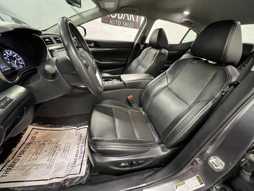 2021 Nissan Maxima Image 8