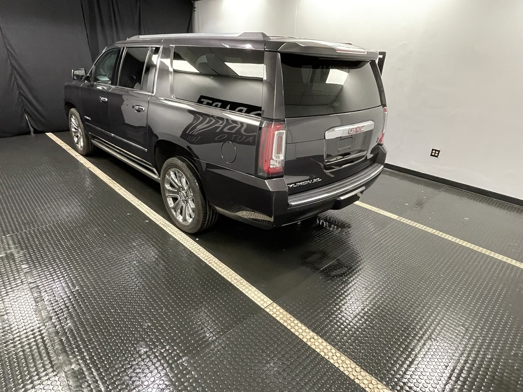 2016 GMC Yukon Image 4