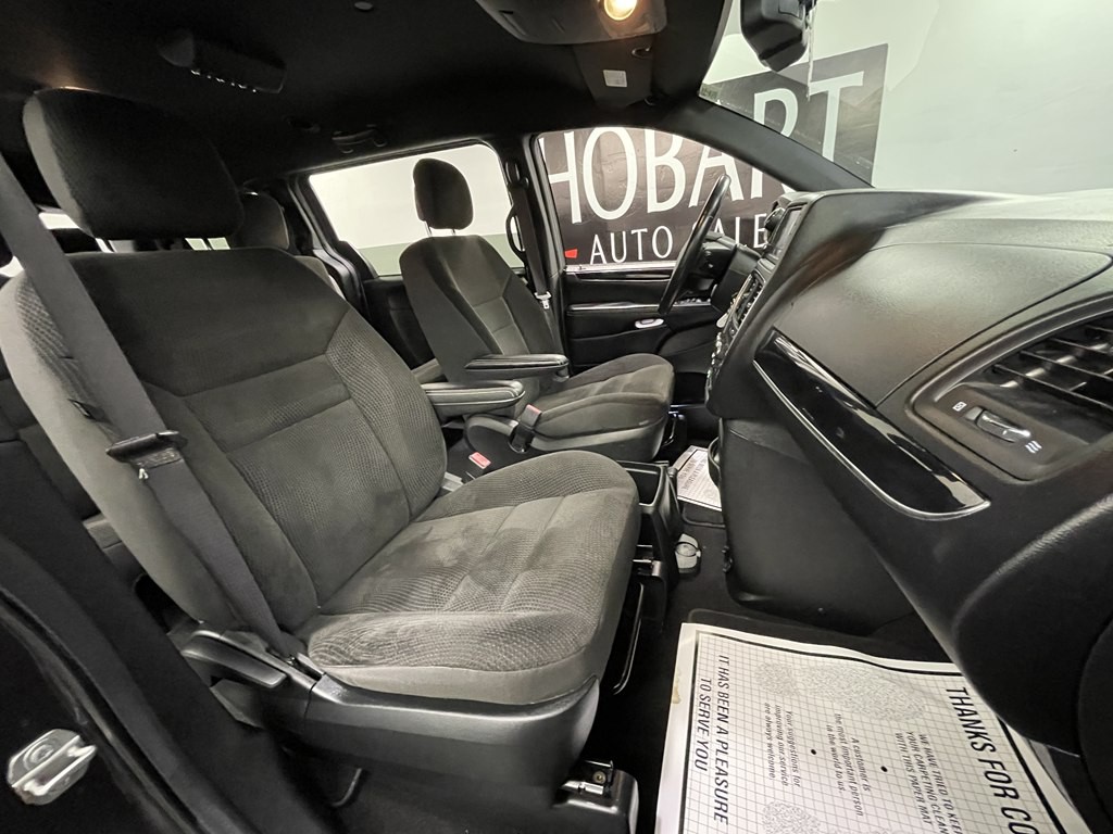 2017 Dodge Grand Caravan Image 10