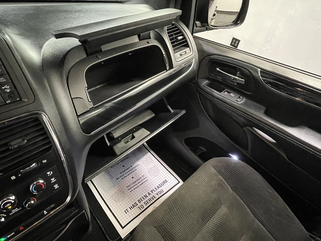 2017 Dodge Grand Caravan Image 19