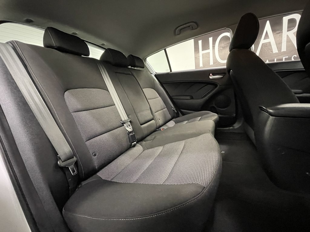 2017 Kia Forte Image 17