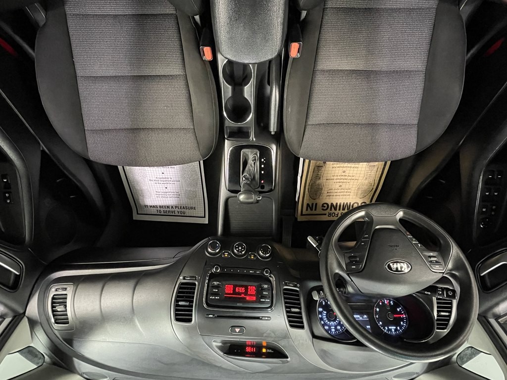 2017 Kia Forte Image 18