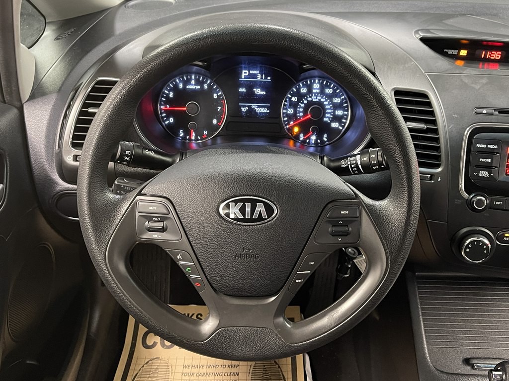2017 Kia Forte Image 22