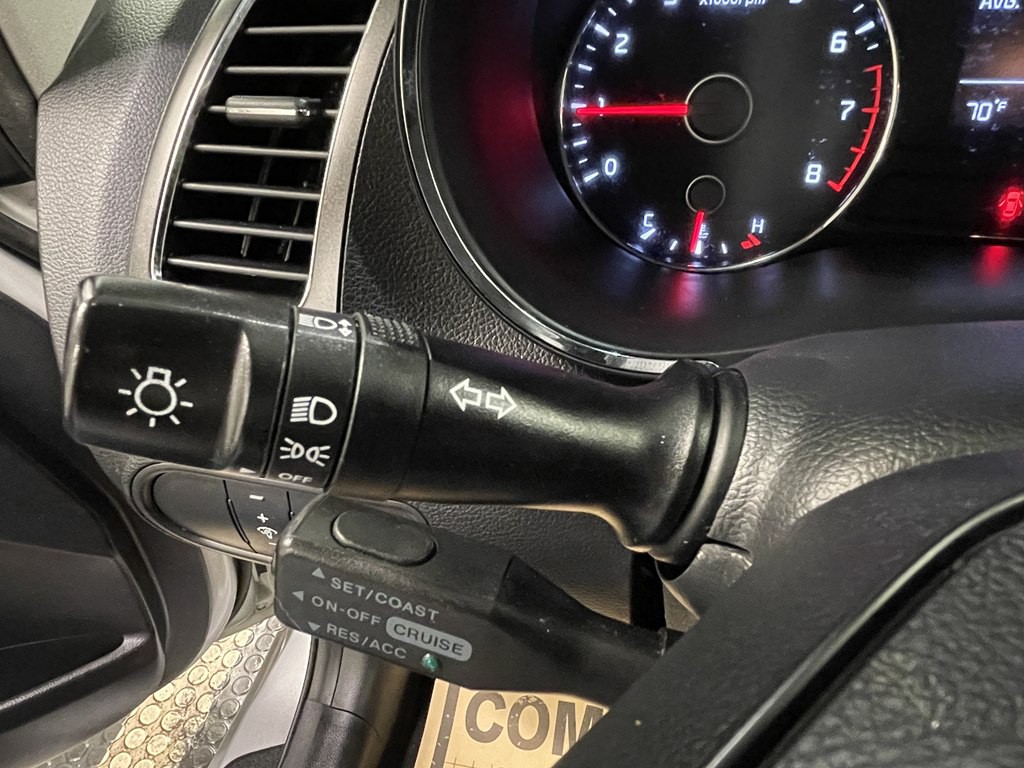 2017 Kia Forte Image 24