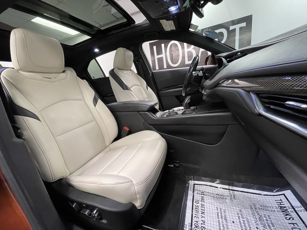 2019 Cadillac XT4 Image 11