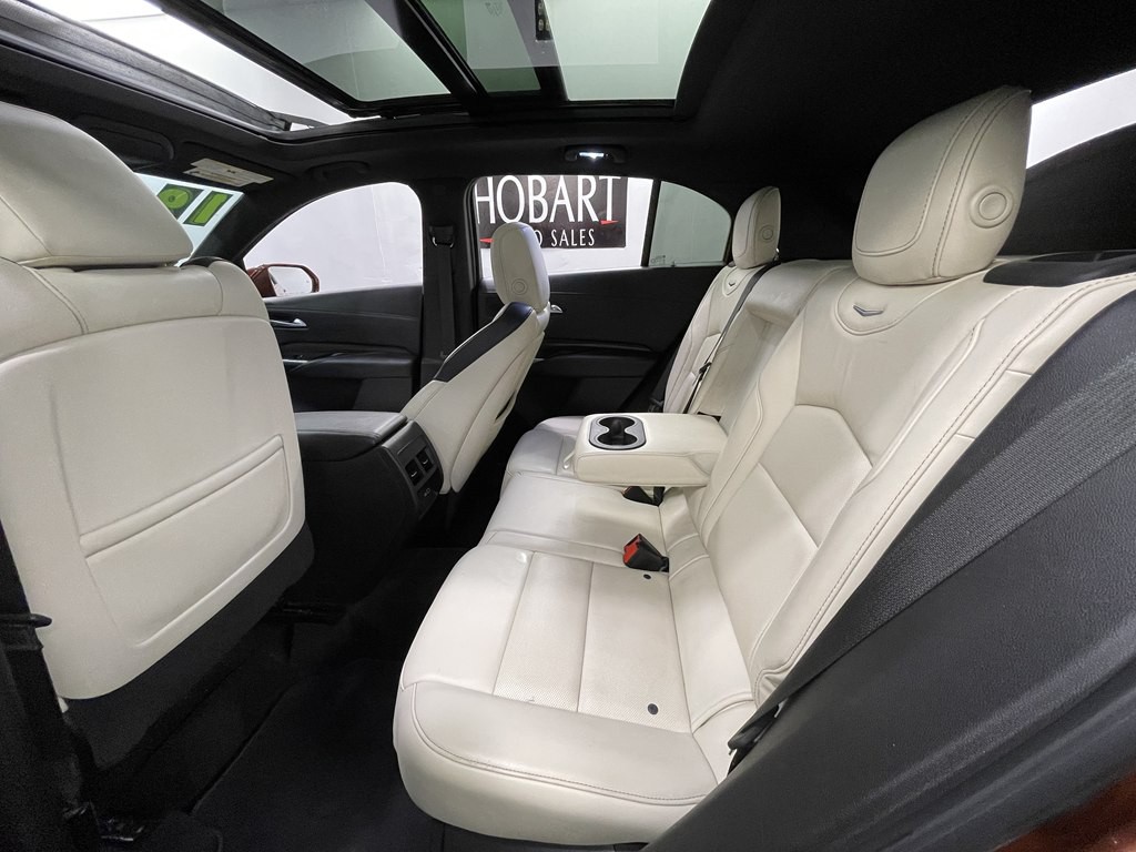 2019 Cadillac XT4 Image 15