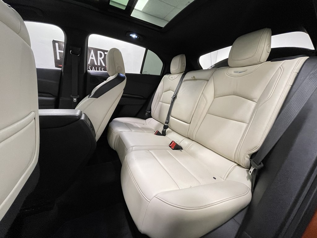 2019 Cadillac XT4 Image 16