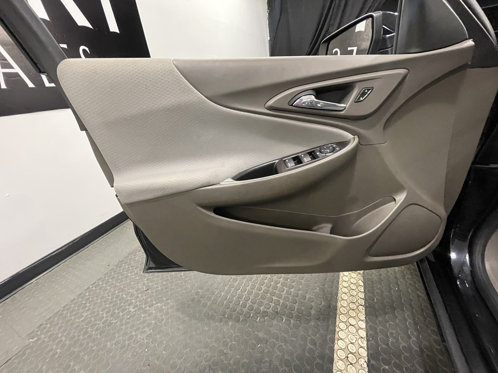 2023 Chevrolet Malibu Image 7