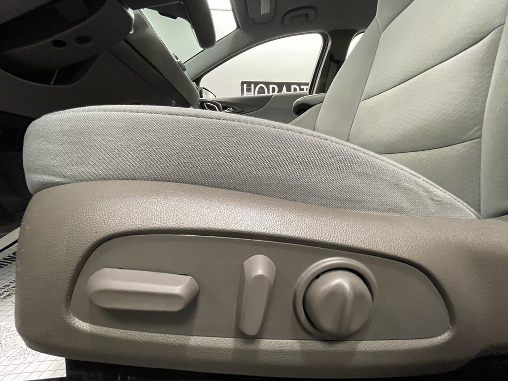 2023 Chevrolet Malibu Image 9