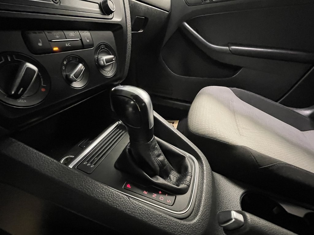 2018 Volkswagen Jetta Image 19