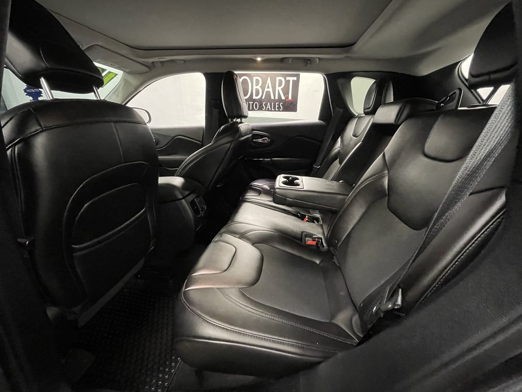 2019 Jeep Cherokee Image 13